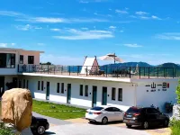 Yishan Yitian Homestay - Mountain view
