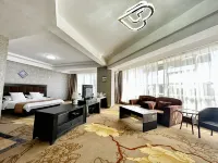 Crystal Hotel Maihousi Xilinhot (Victoria Plaza Beizi Temple)