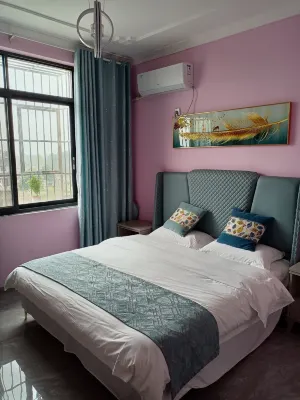 Pengzhou Zhihe Guilai Inn