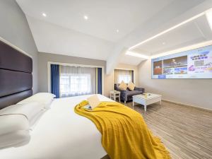 Ling Shang Hotel (Yiwu International Trade City)