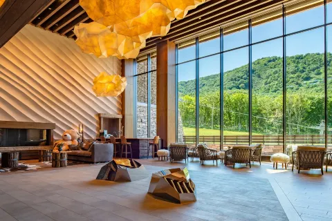 Yu Kiroro, Ski-in Ski-out Luxury Residences