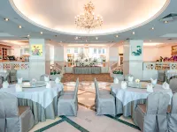 Golden Crown China Hotel - Breakfast