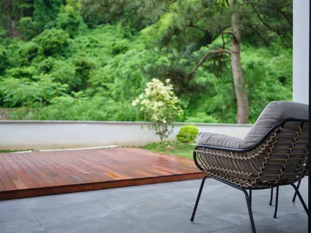 XiangruiXiyin Shanye Suxi parent-child vacation beauty accommodation