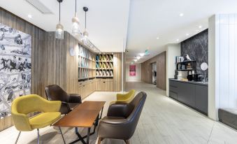 HanTing Premium Hotel (Shanghai Hongqiao Zhongshan West Road)
