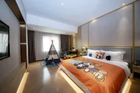 Golden Splendid Hotel Hotels near Guangdong Haiyang Daxue- Center Square