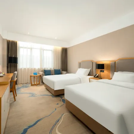 Qianmei International Hotel (GanZhou Xinfeng West High-speed Railway Station)