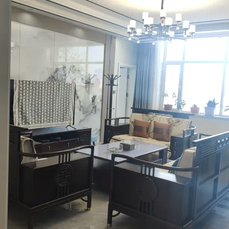 Xinhang Business Hotel (Lanzhou New District Zhongchuan International Airport)