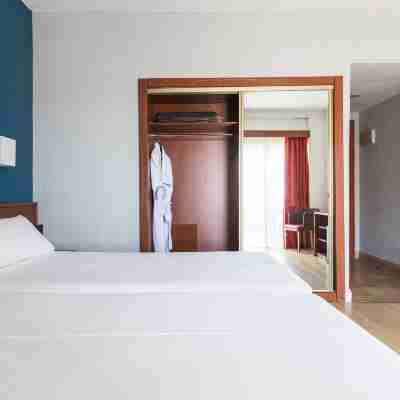 Catalonia Punta del Rey Rooms