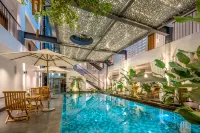 Xishuangbanna Jinghong Bowen Resort Hotel