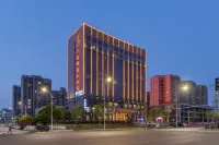 Vienna International Hotel (Xinyang Municipal Government Railway Station) Hotels in Pingqiao District