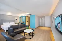 Magnotel Shangqiu Minzhu Road High-speed Railway Station Hotels in Shangqiu