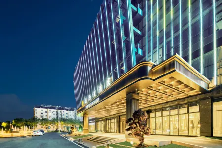 Jiang Shan Yixili Hotel