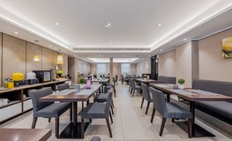 Homeinn Plus Hotel (Nanjing Xinjiekou Subway Station Deji Plaza)