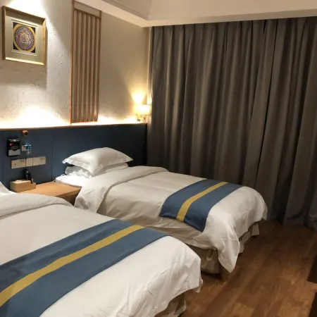Yading Jianshan Hotel