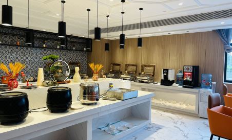 Suitetrails - Vienna International Hotel