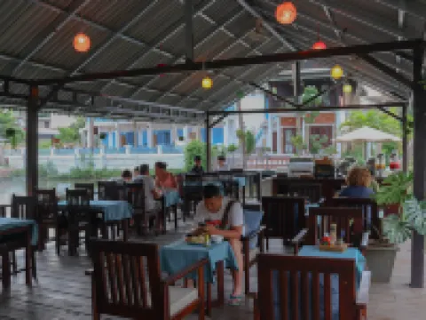 Villa Oasis Hoteles en Luang Prabang