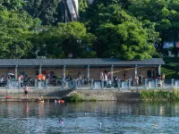 Da Guan Hotel (Dali Erhai Park High-speed Railway Station Branch) Hotels near Caicun