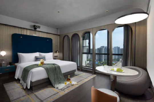 Changsha Neyar · Star Hidden Luxury Terrace Garden Hotel Отели рядом с достопримечательностью «Hunan Communications Cadres School»