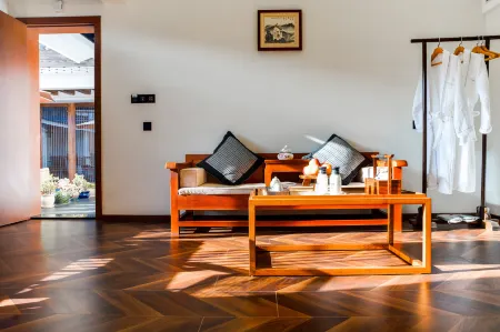 Shaxi Ancient Town Xiyuan Boutique Homestay