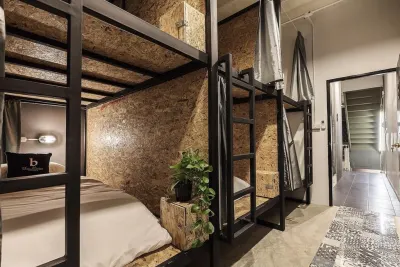 Bloomz Hostel Hotels in Doi Suthep Area