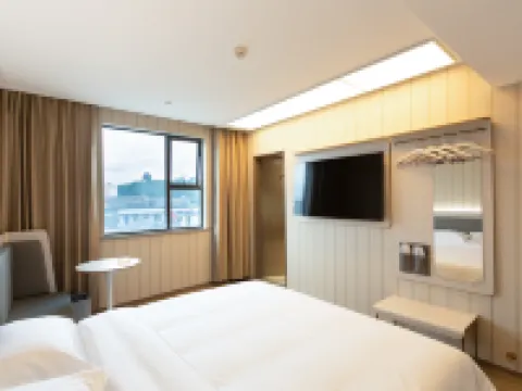 隨行飯店·薈品（武漢黃鶴樓長江大橋店） 戶部巷附近的飯店