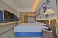 Kyriad Hotel Hainan University Hotel in zona CPC Haikou Committee Party School