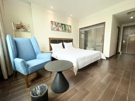 Yizuo Holiday Hotel