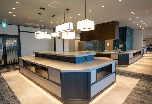 카메노이 호텔의 깔끔한 객실 내부 