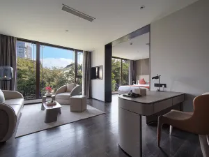 Shiweiyu Yuhua Pebble Hotel