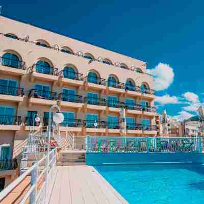 Gillieru Harbour Hotel Hotel Exterior