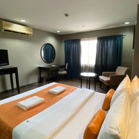 Baguio Burnham Suites