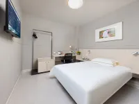 Jinjiang Inn (Xining Daxin Street Night Market, Mojia Street Branch) Hotels near Mojia Street