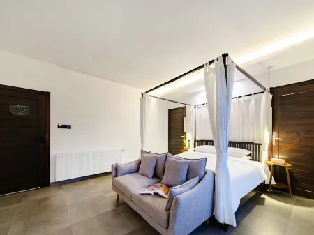 Floral Lux Hotel · Huangshan Dalv Xiaoshe Travel Hotel(Xixi Nangu Village Store) Отели рядом с достопримечательностью «Yansi Wenfeng Tower»