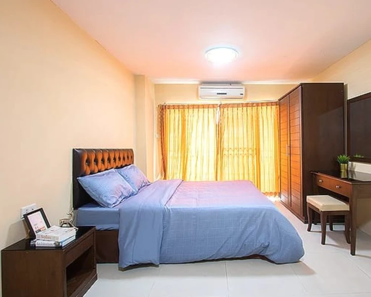 รูปภาพของเจริญกรุงเพลส