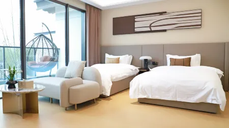 Xianning Shuijinghu Hotel (Jihua Ice and Snow)