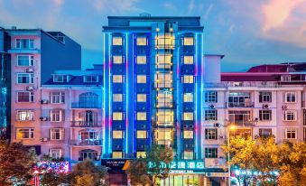 City Convenience Hotel (Chongqing Xiushan train station)