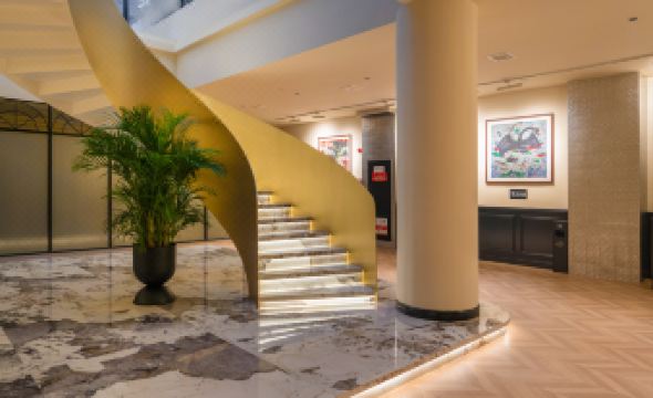 Tanjiu Hotel (Zhanggongqiao Food Street, Leshan Giant Buddha Scenic Area Branch)