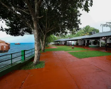 ILLIKKALAM Lakeside Cottages Kumarakom Kerala クマラコムのホテル