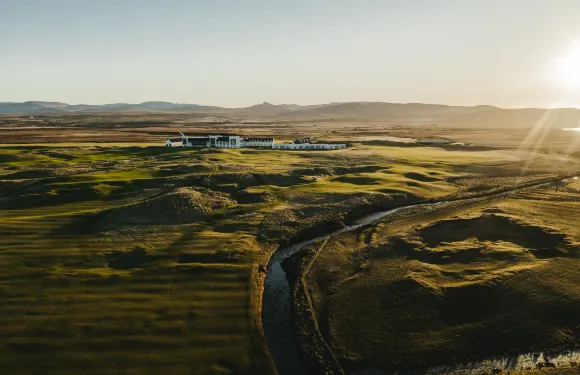 另一個地方，馬赫裏