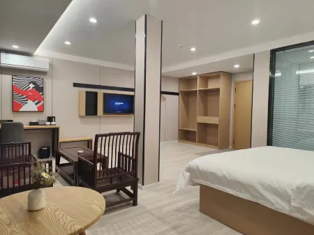 Junyi Hotel (Yucheng Shenglizhen) Отели рядом с достопримечательностью «Chinese Ginkgo Flower Garden»