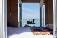 Float camp