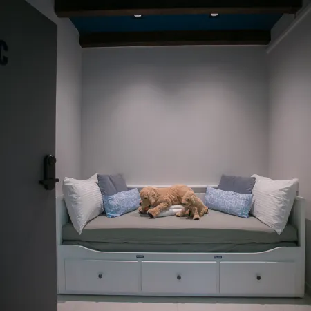Bluewaters Collab Quarters Отели рядом с достопримечательностью «Станция метро Raffles»