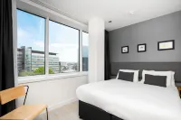 Staycity Aparthotels Manchester Piccadilly - Kitchens