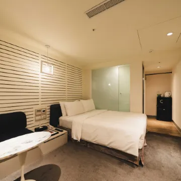Swiio Hotel Ximending Отели рядом с достопримечательностью «Храм Луншань»