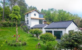 Wuyi Leijia homestay