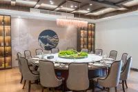 WHITE VILLA Villa No. 238 Hotels in Deqing