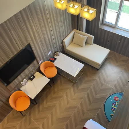 Bayanburok Giziggrad Hotel