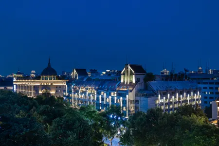 Hangzhou West Lake Lakeside Five-Star Bay Hotel (Wushan Square) Отели рядом с достопримечательностью «Wang Former Residence»