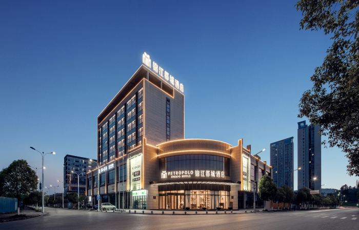 Jinjiang Metropolo Guangan North Railway Station Hotel