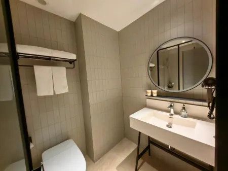 Homeinn Pebble Hotel (Beijing Beiqing Road Yongfeng Subway Station) Отели рядом с достопримечательностью «Tank Museum»